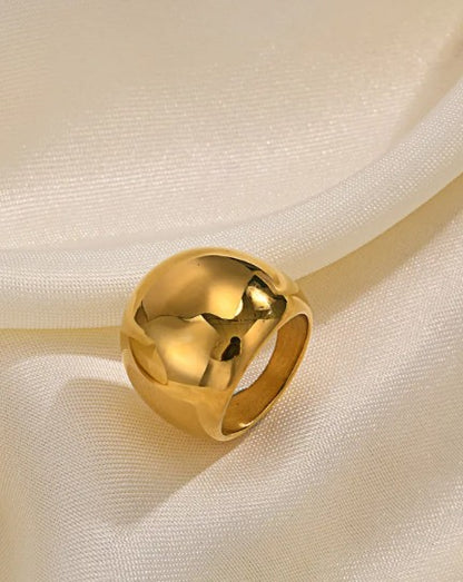 Ari Dome Ring