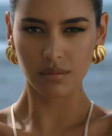 Reena Studs