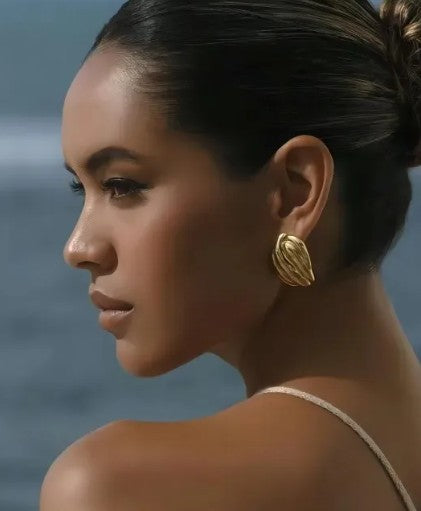 Reena Studs